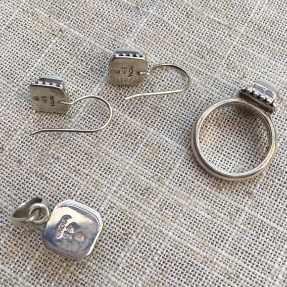 Silpada Pearl Button Frame Pendant, Earrings, Ring - Picture 2 of 4